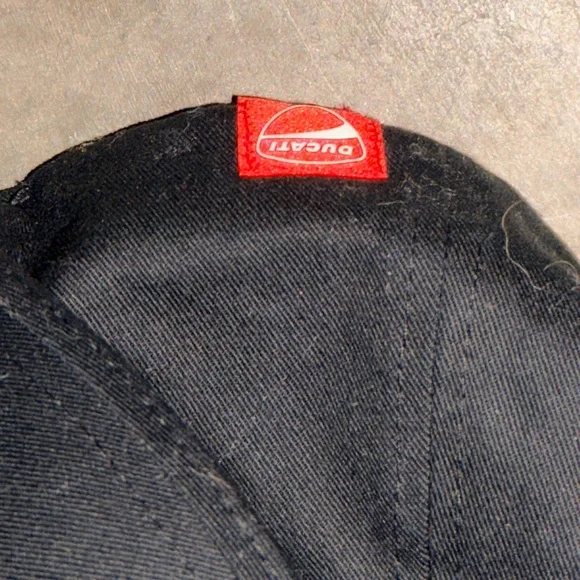 Ducati Men's Black Baseball Cap - Embroidered Logo - Picture 2 of 3